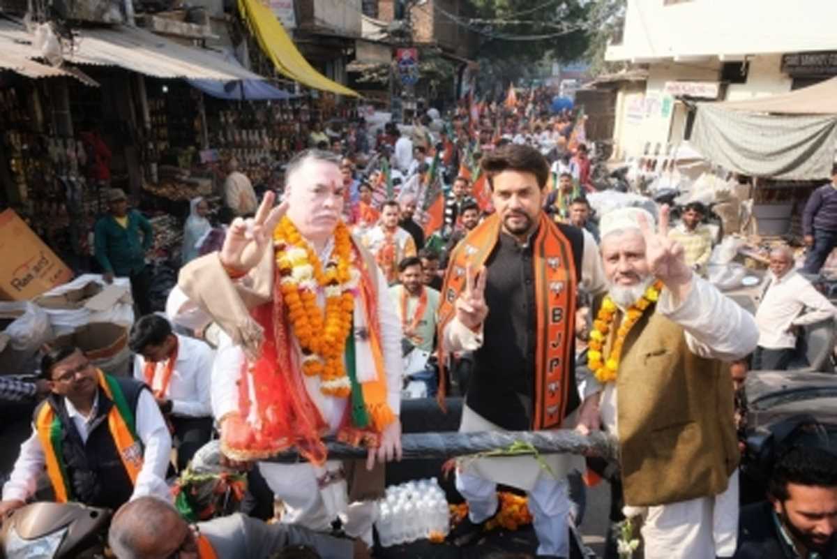 केजरीवाल के भ्रष्टाचार और झूठे दावों से दिल्ली बेहाल : अनुराग ठाकुर